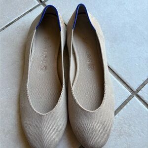 Rothy's Beige Flats with Blue Trim